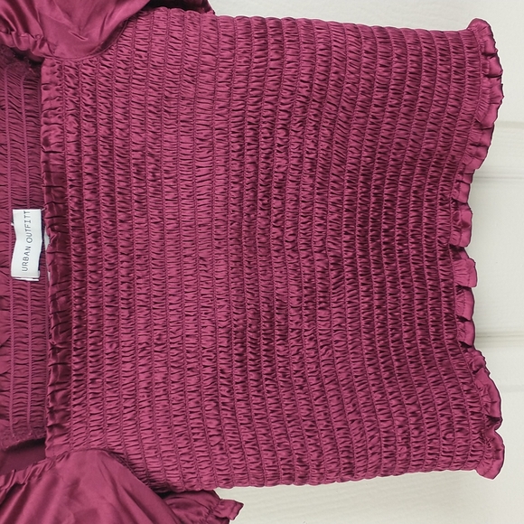 NEW Sabrina Square Neck Satin Smocked Puff Sleeve Crop Top Ruffle Trim Womens XS - Picture 5 of 11